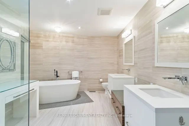 Additional property image - 1414 Amber Cres