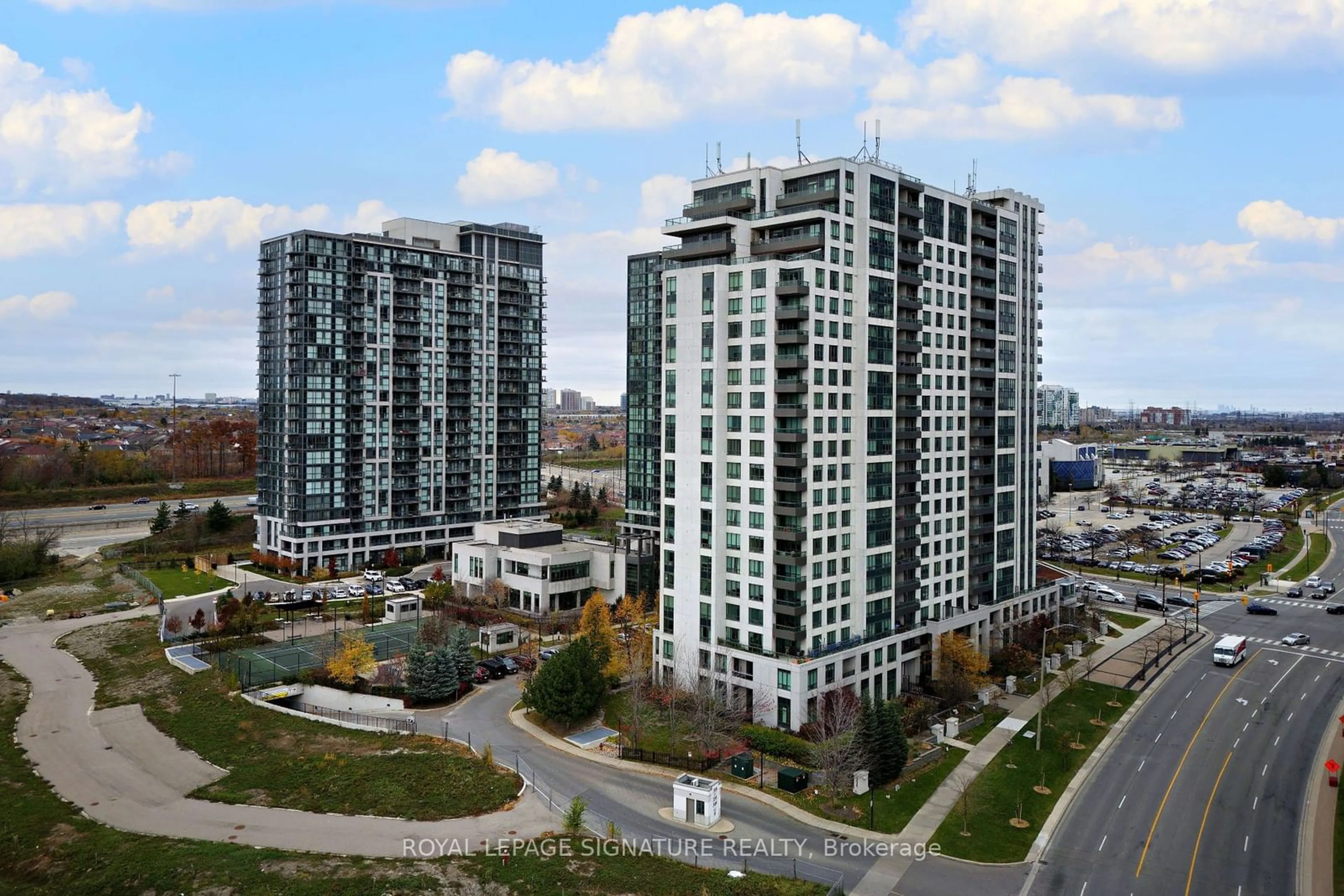 A pic from exterior of the house or condo, the view of city buildings for 335 Rathburn Rd #1105, Mississauga Ontario L5B 0C8