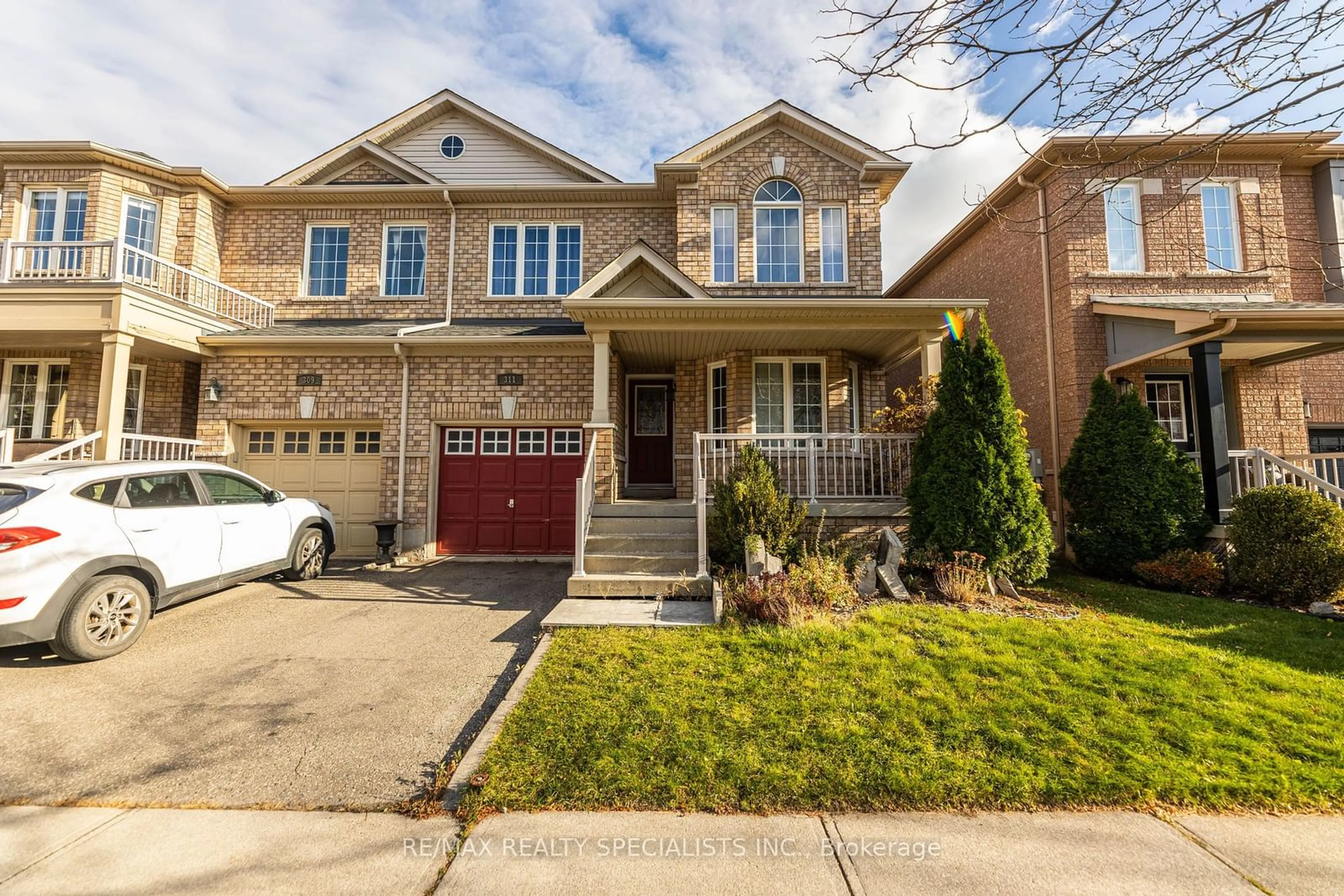 A pic from exterior of the house or condo, the street view for 311 ANDREWS Tr, Milton Ontario L9T 6S5