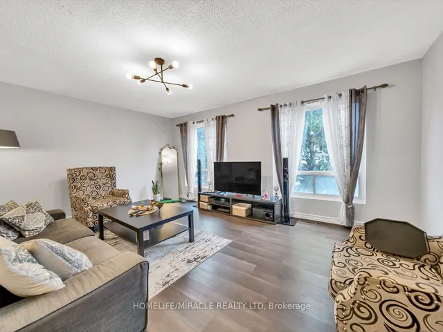 Additional property image - 24 Franklin Crt Unit 3