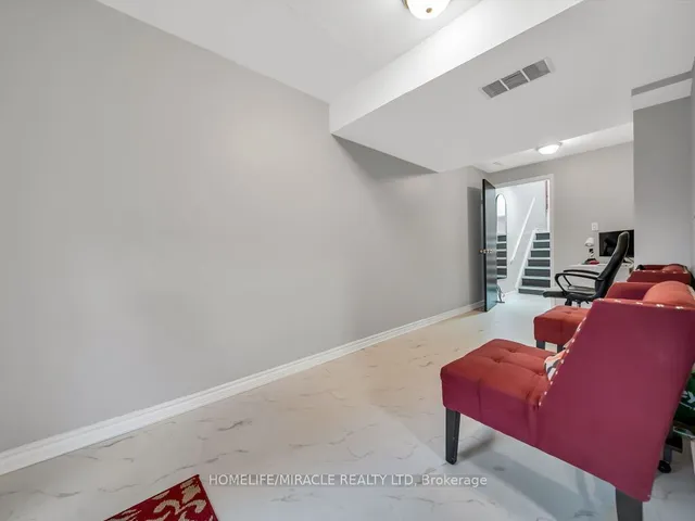 Property image - 24 Franklin Crt Unit 3