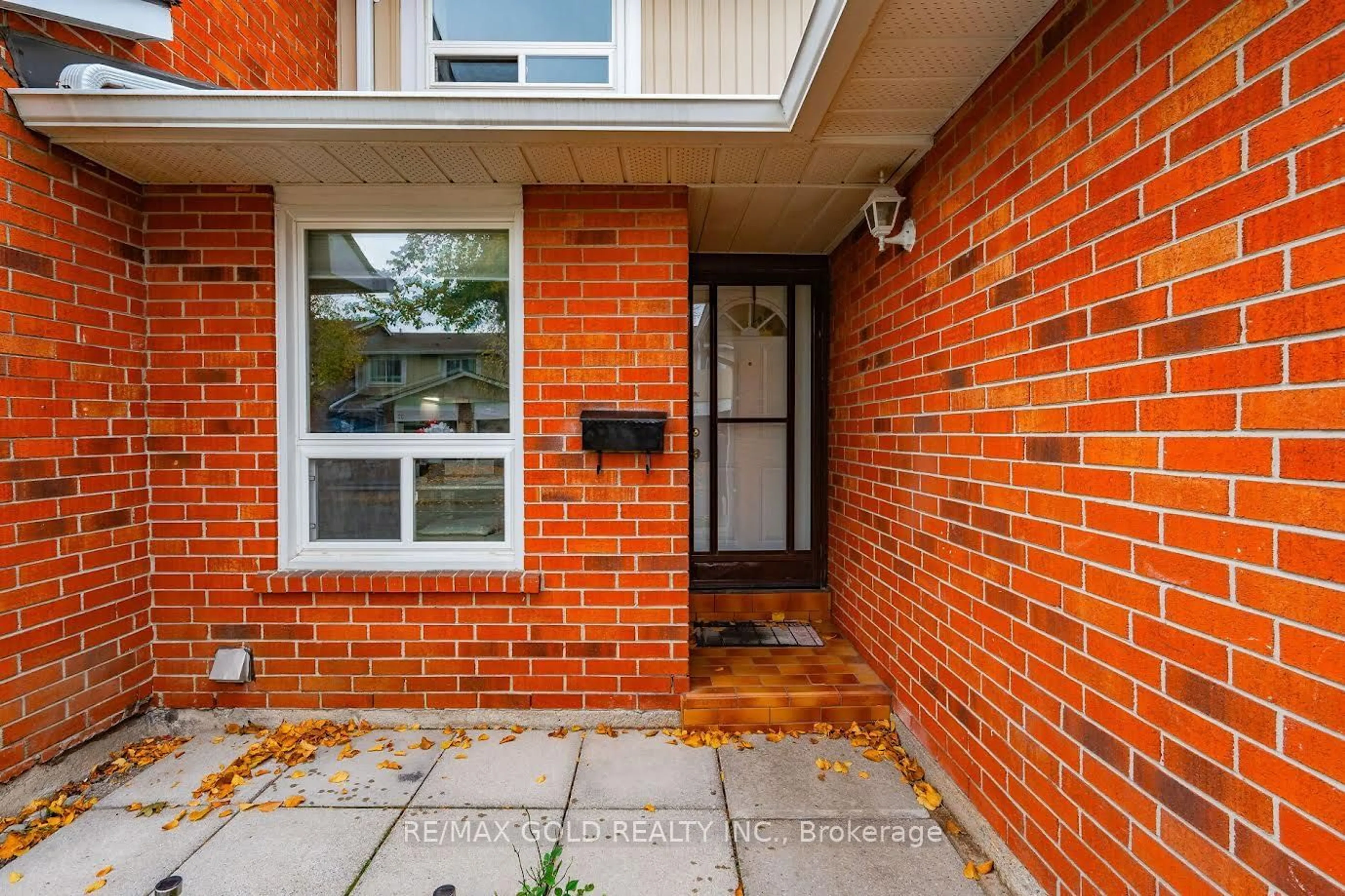 Home with brick exterior material for 345 Meadows Blvd #41, Mississauga Ontario L4Z 1G5