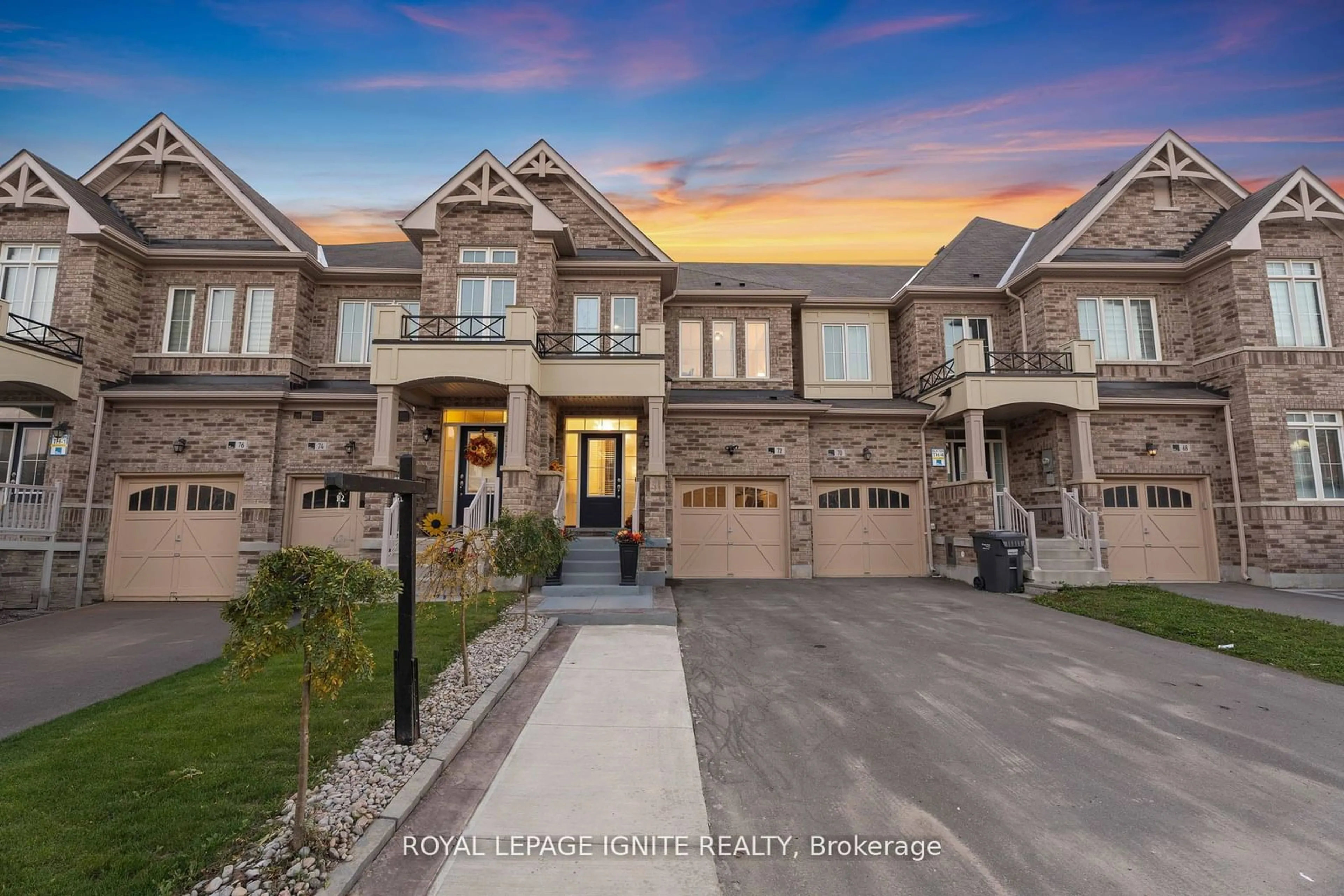 A pic from exterior of the house or condo, the street view for 72 Tundra Rd, Caledon Ontario L7C 4G9