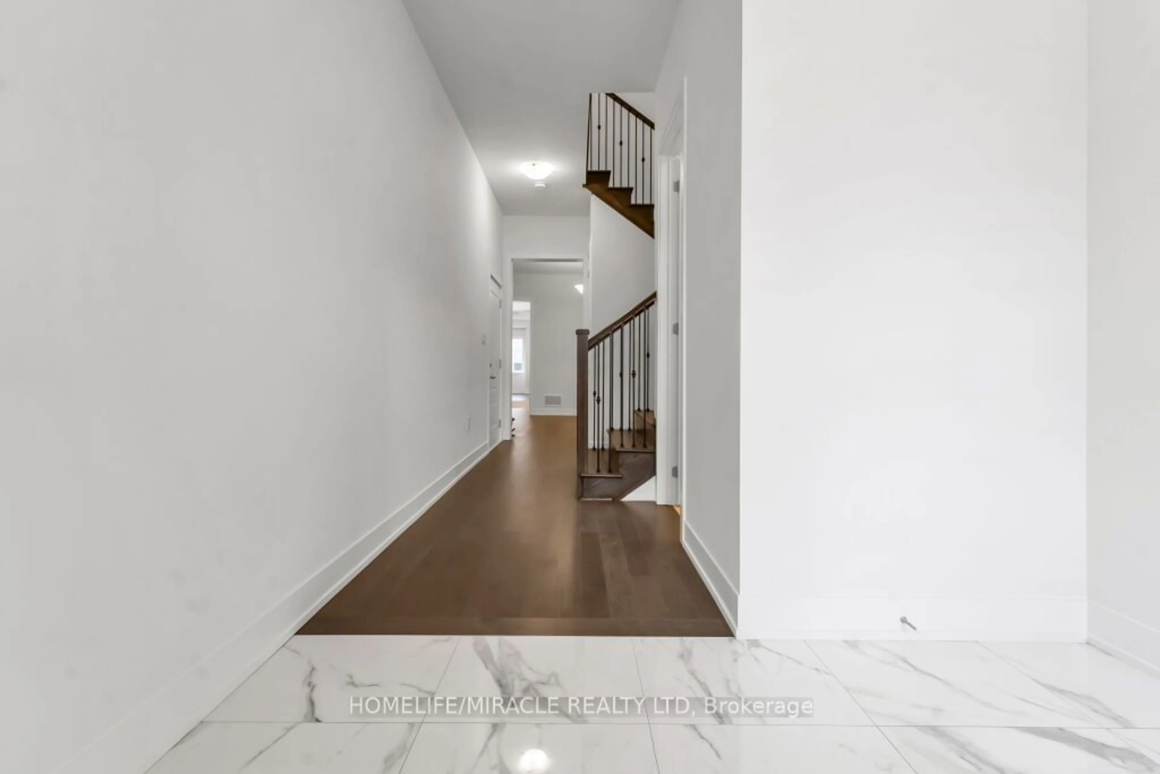 Indoor foyer, wood floors for 13 James Walker Ave, Caledon Ontario L7C 4M9