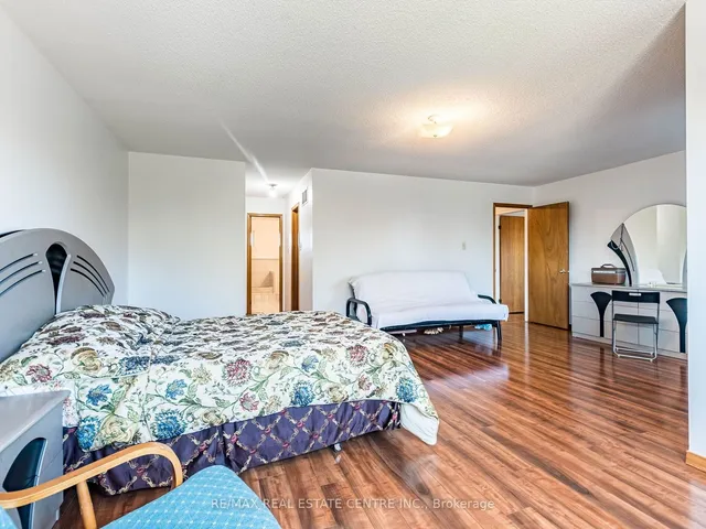 Additional image 21 of 433 Silverthorne Cres