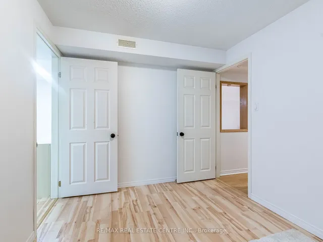 Additional image 8 of 433 Silverthorne Cres