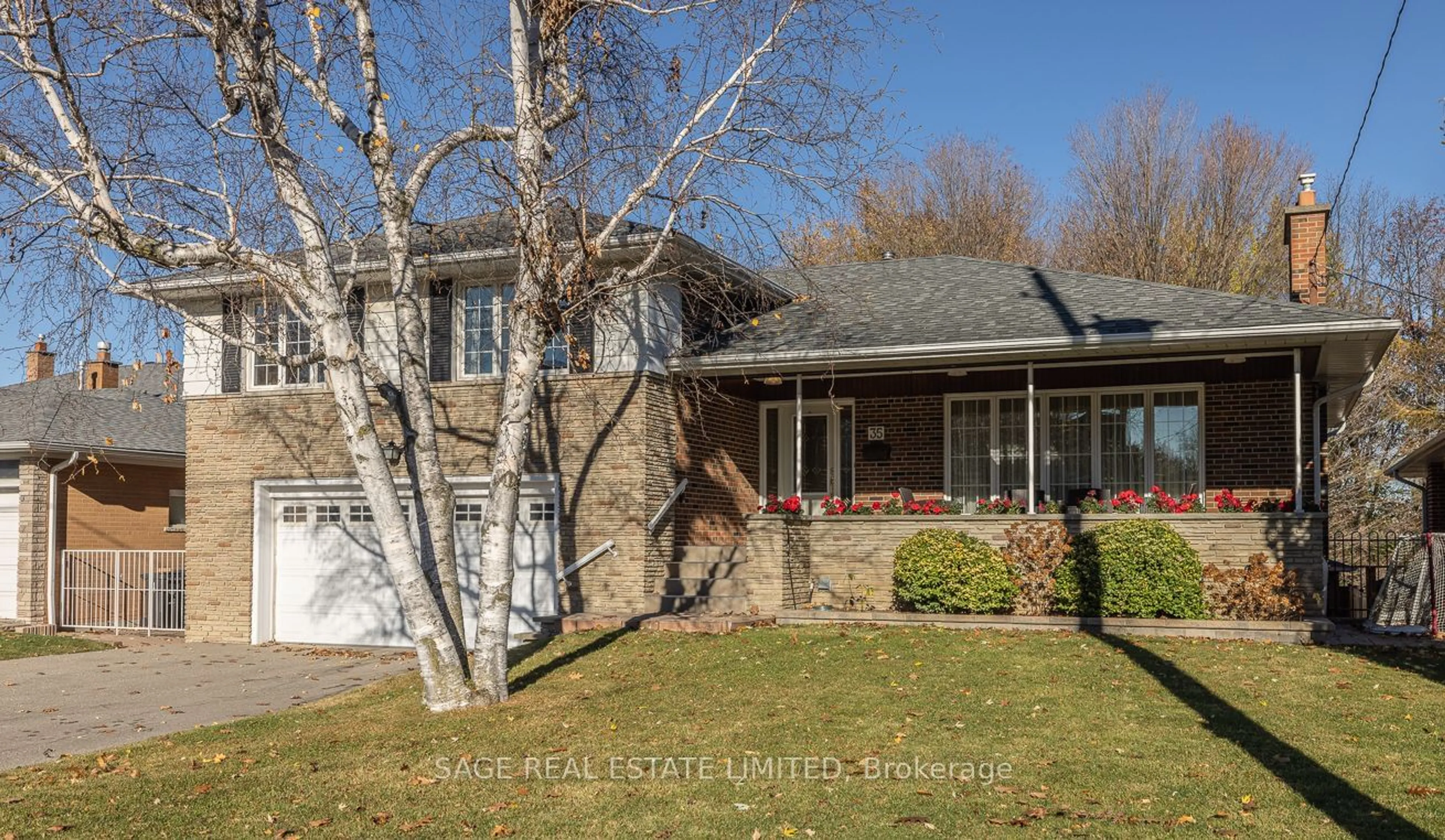 Frontside or backside of a home, the street view for 35 Buxton Rd, Toronto Ontario M3M 1Y6