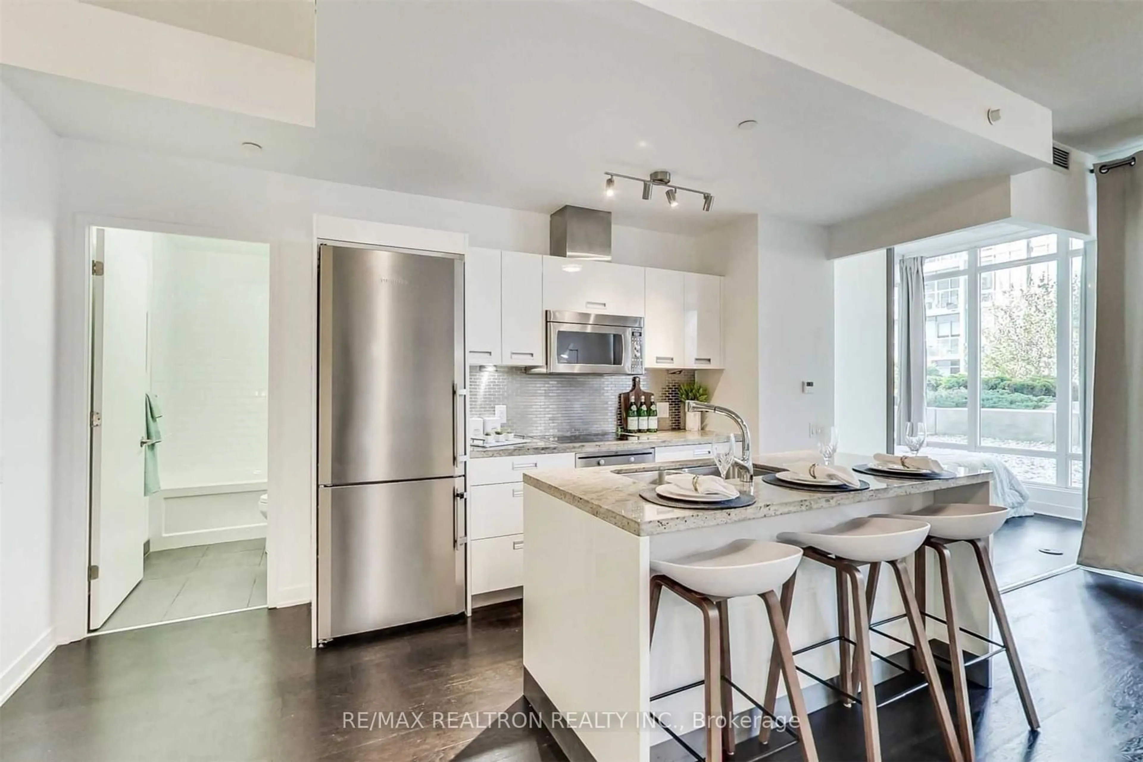 Contemporary kitchen, wood floors, cottage for 88 Park Lawn Rd #210, Toronto Ontario M8Y 0B5