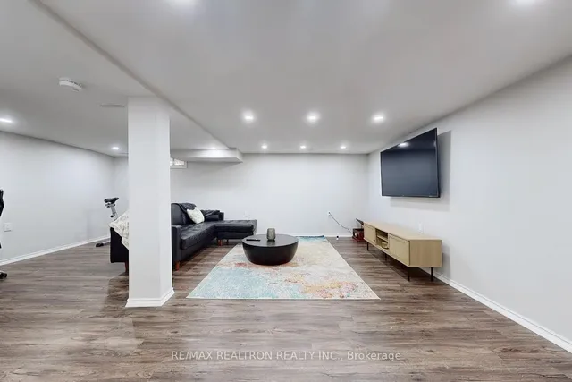 Additional property image - 5411 Lakeshore Rd Unit 2