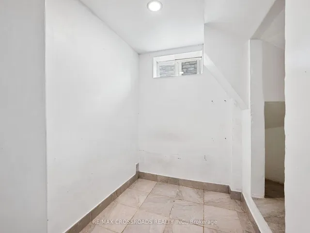 Additional property image - 92 Foxwell St
