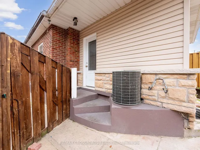 Additional property image - 92 Foxwell St
