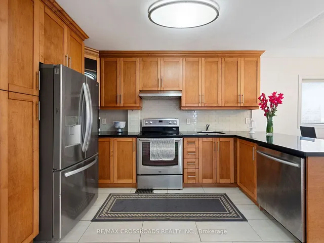 Additional property image - 92 Foxwell St