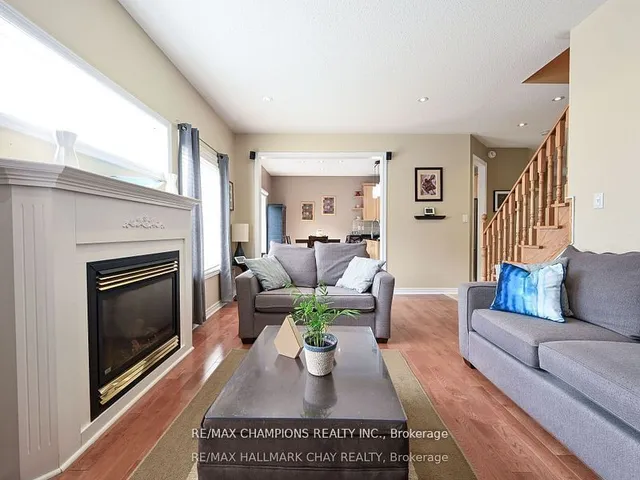 Additional property image - 104 Masters Green Cres