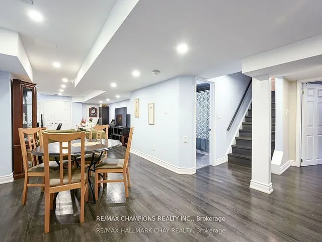 Additional property image - 104 Masters Green Cres