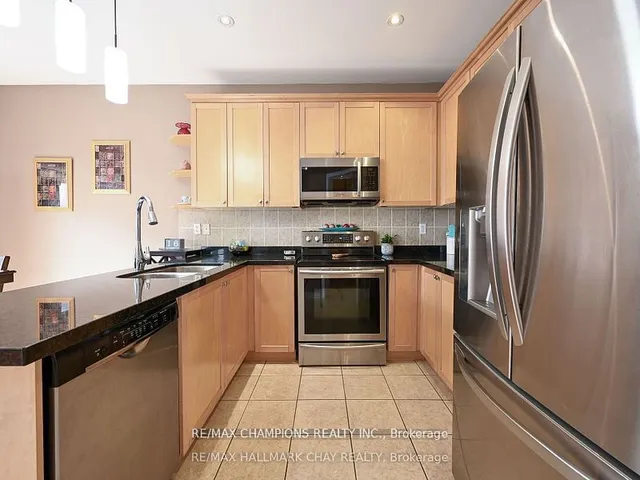 Additional property image - 104 Masters Green Cres
