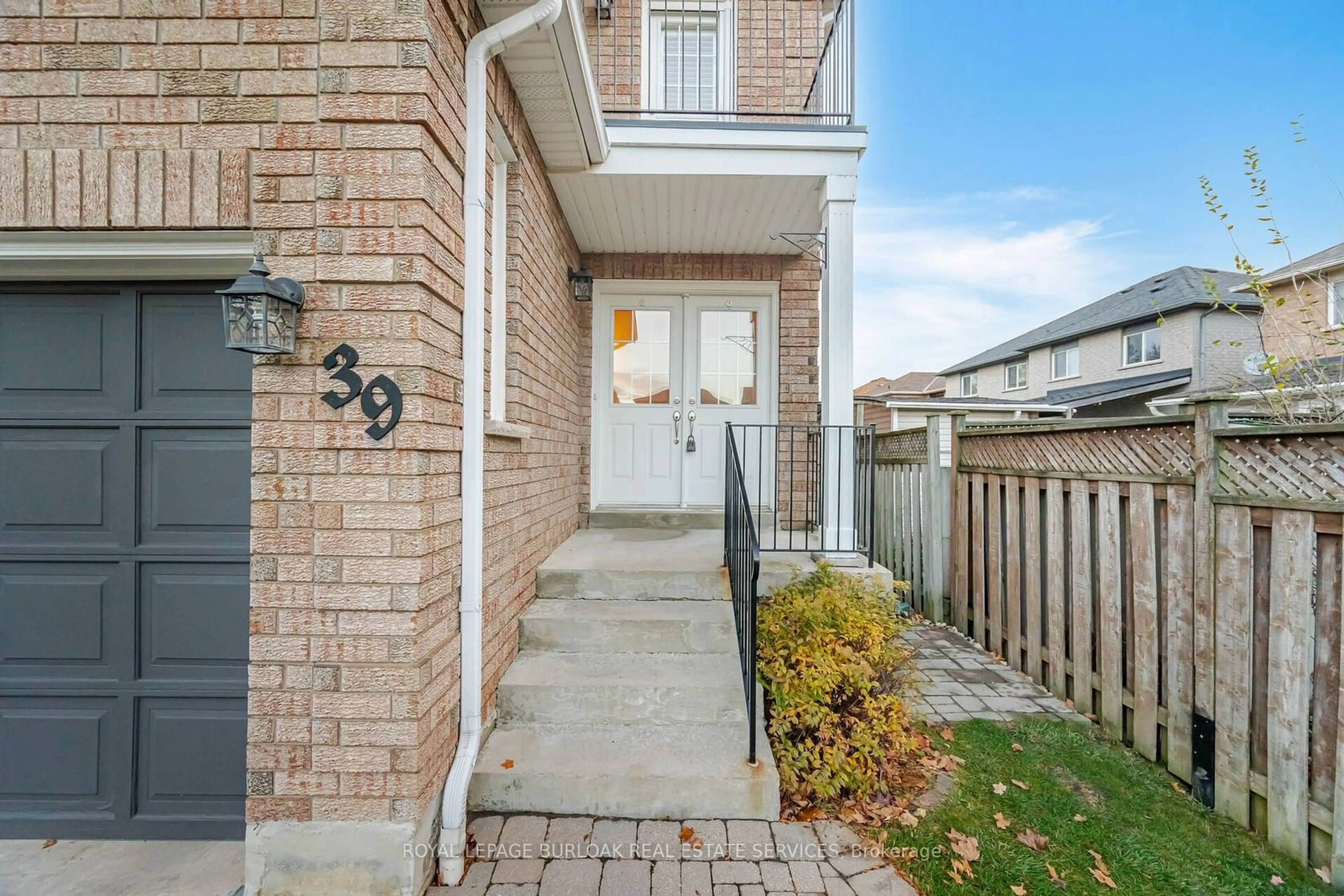 A pic from exterior of the house or condo, the fenced backyard for 39 Coolspring Cres, Caledon Ontario L7E 2J5