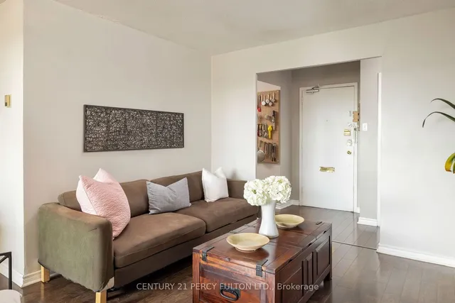 Additional property image - 5 Frith Rd Unit 201