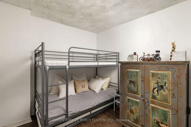 Additional property image - 5 Frith Rd Unit 201