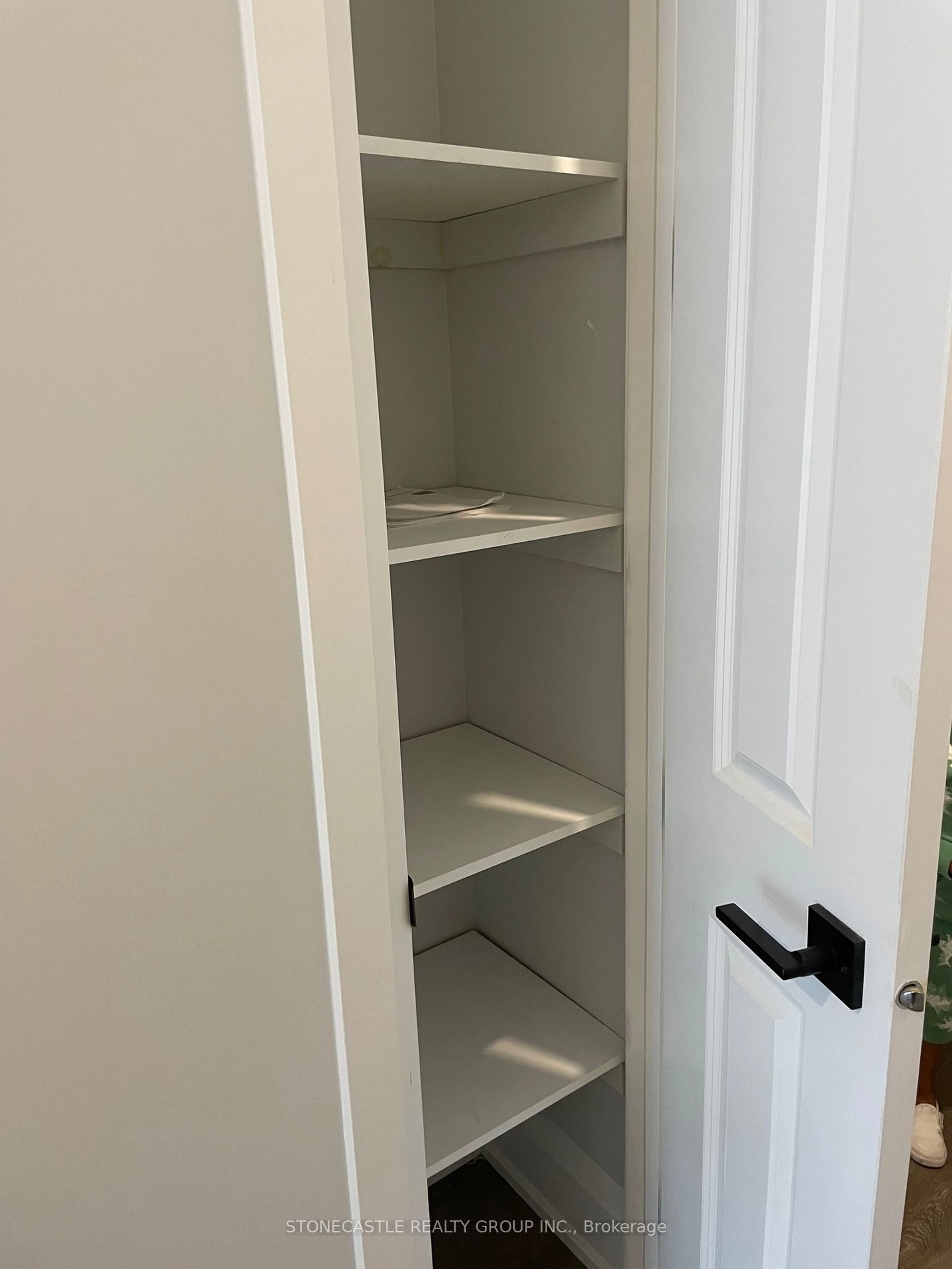 Storage room or clothes room or walk-in closet for 4040 Upper Middle Rd #119, Burlington Ontario L7M 0H2