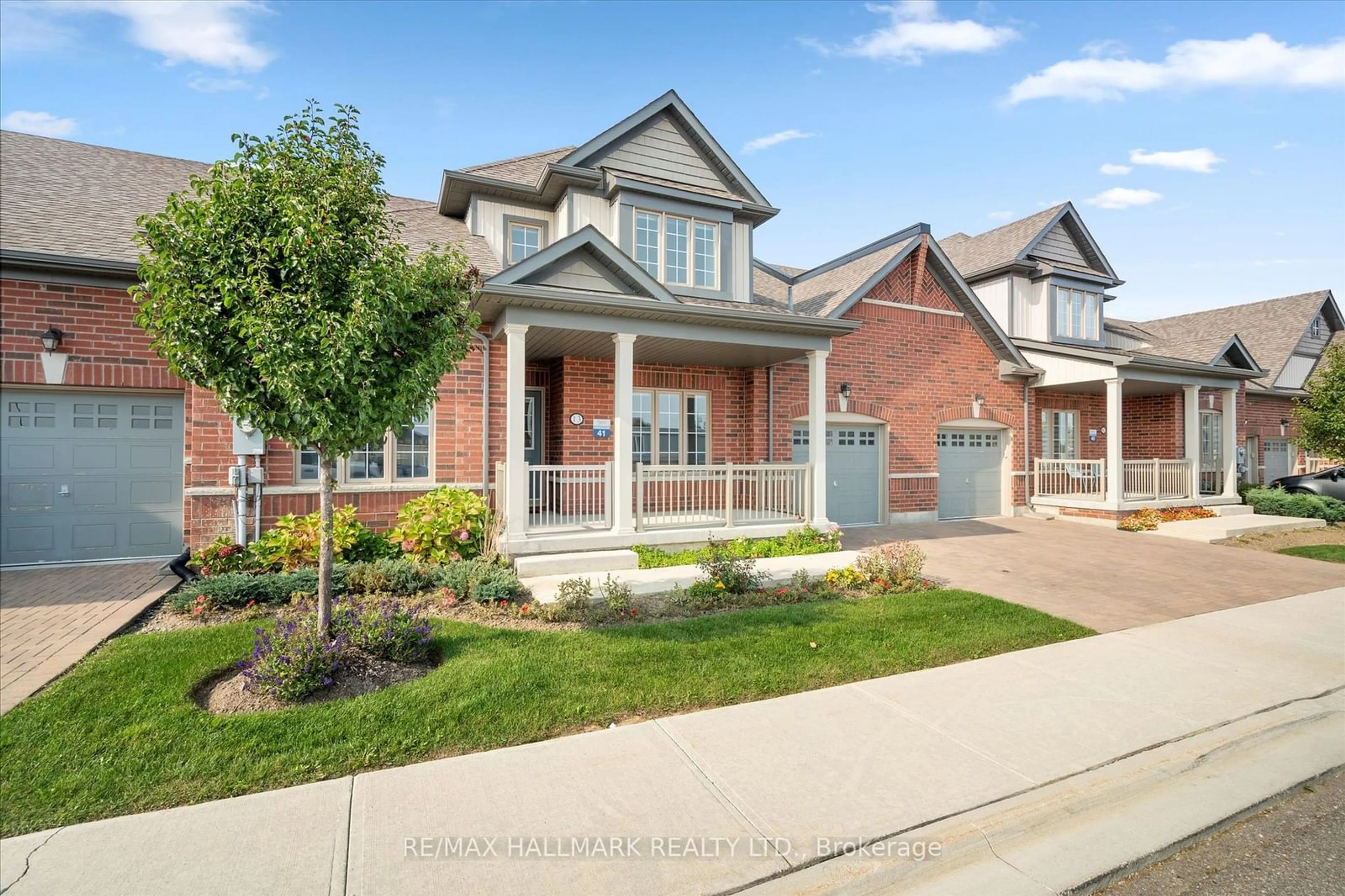 Home with brick exterior material for 13 Tea Rose Rd, Brampton Ontario L6R 0W2