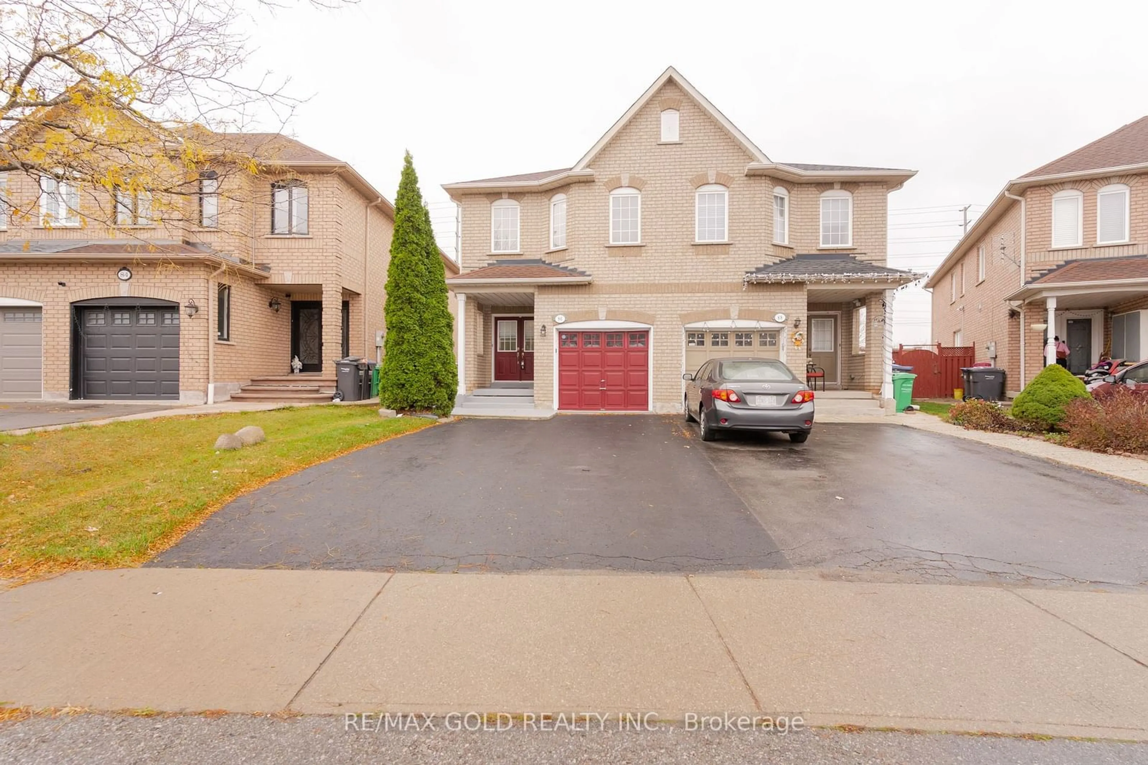 Frontside or backside of a home, the street view for 86 Native landing Dr, Brampton Ontario L6X 5A7