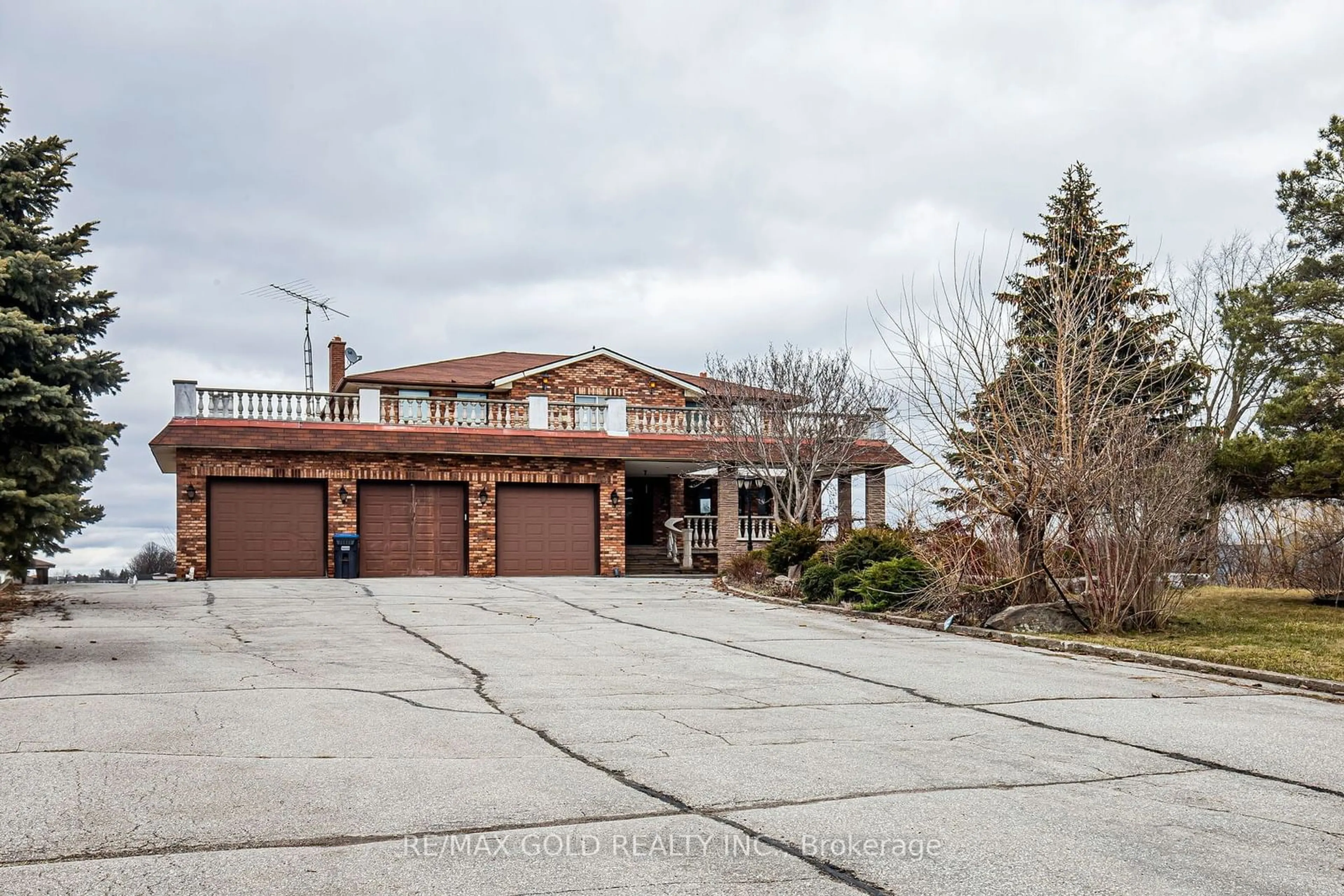 Frontside or backside of a home, the street view for 13721 Humber Station Rd, Caledon Ontario L7E 0Z8