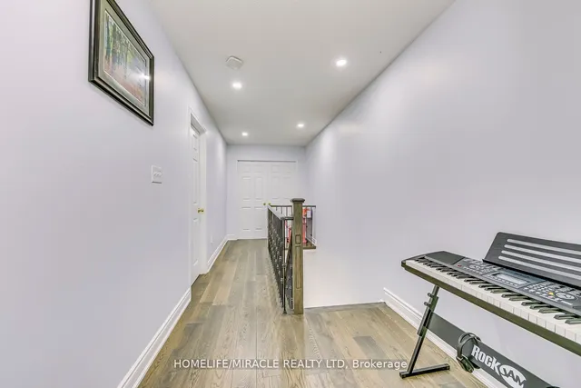 Additional property image - 63 Portrush Tr