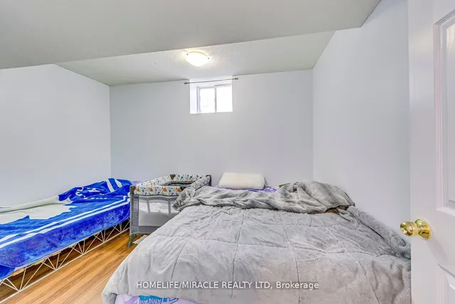 Additional property image - 63 Portrush Tr