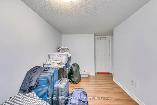 Additional property image - 63 Portrush Tr