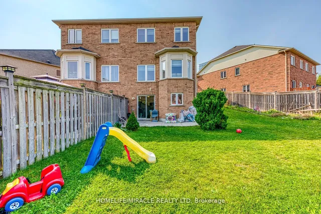 Additional property image - 63 Portrush Tr