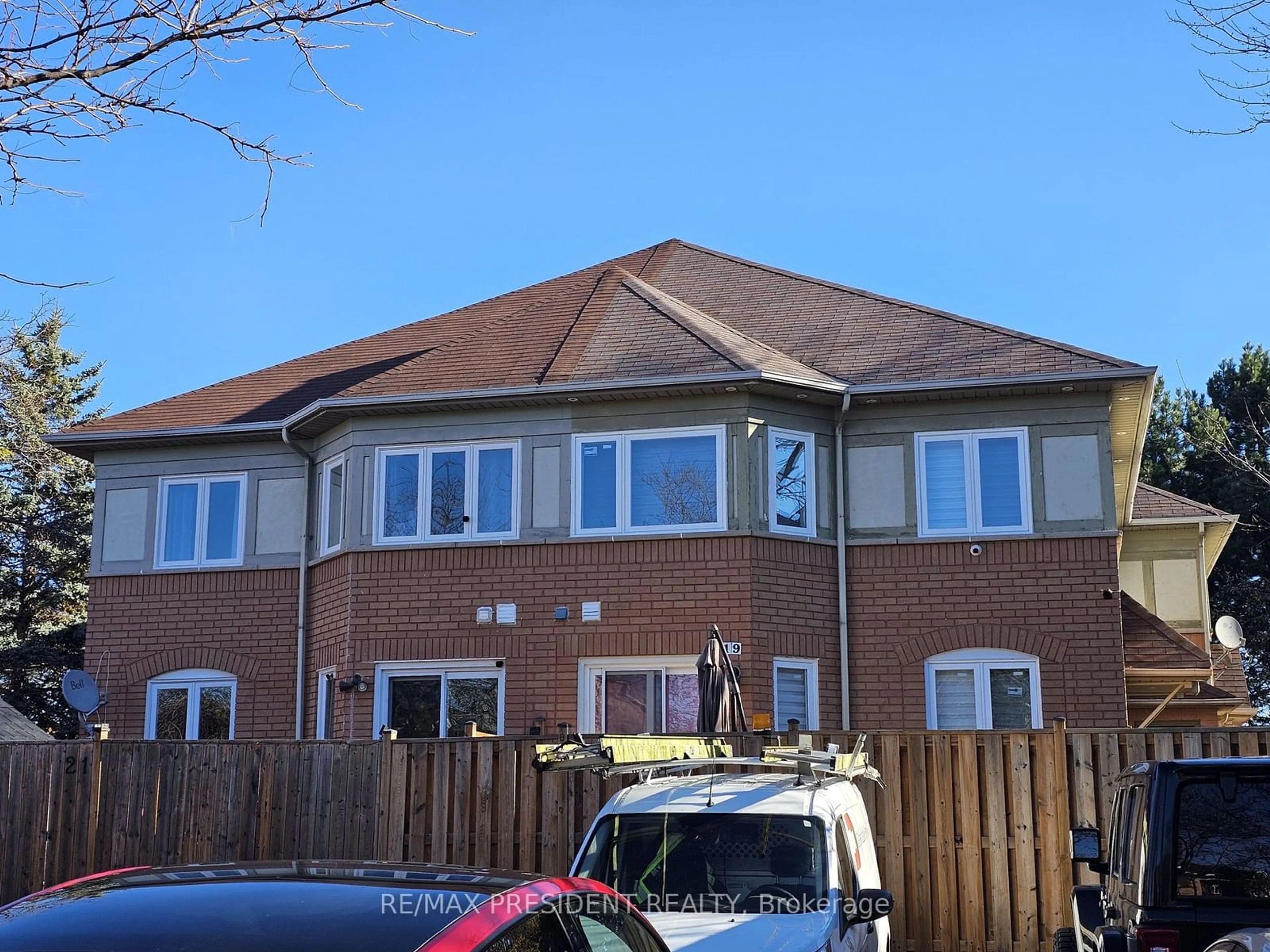 A pic from exterior of the house or condo, the front or back of building for 19 Quail Feather Cres, Brampton Ontario L6R 1S7