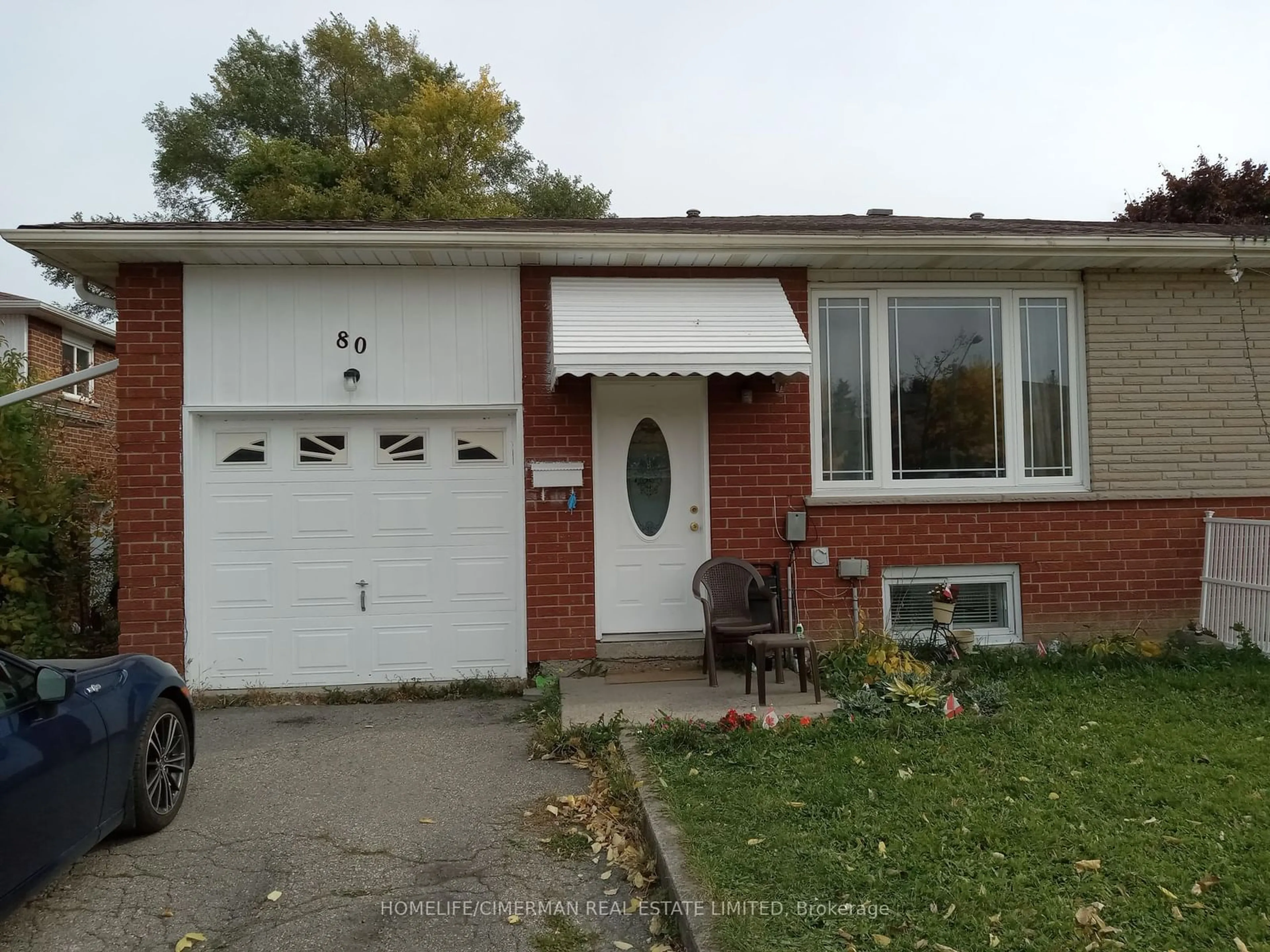 Frontside or backside of a home, the street view for 80 Madison St, Brampton Ontario L6S 3C5