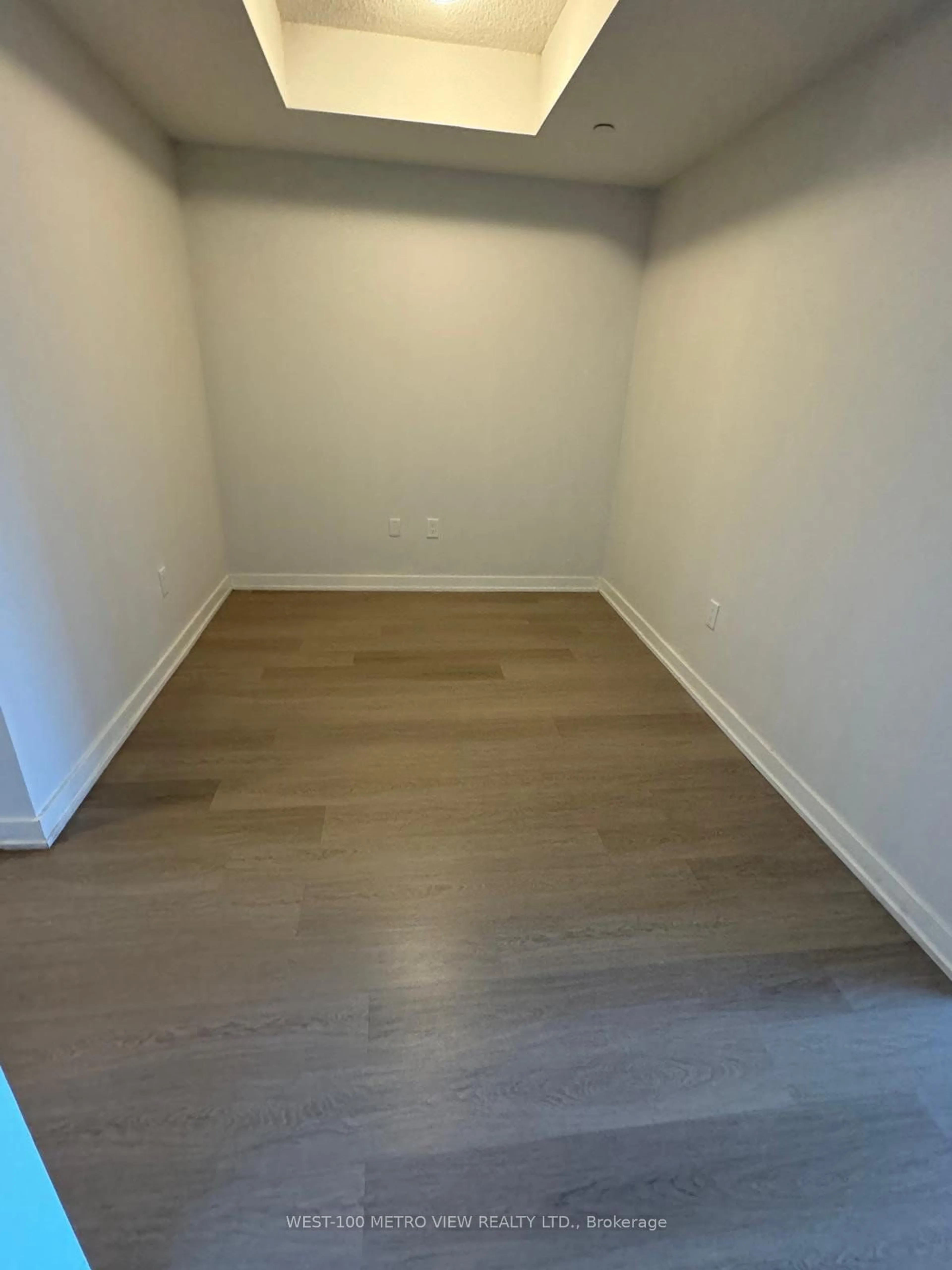 A pic of a room, not visible floor for 859 The Queensway #622, Toronto Ontario M8Z 1N8