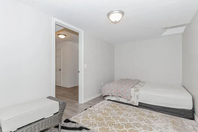 Additional property image - 9 Dufay Rd