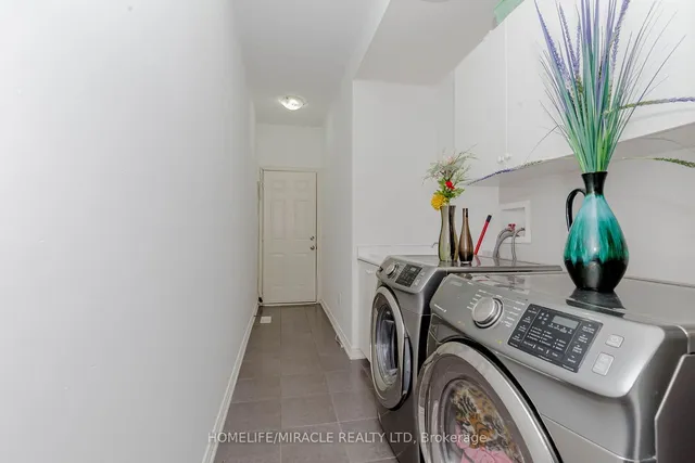 Additional property image - 9 Dufay Rd