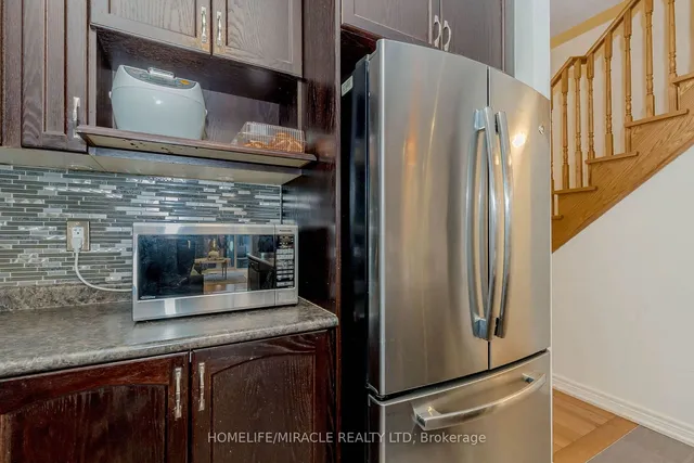 Additional property image - 9 Dufay Rd