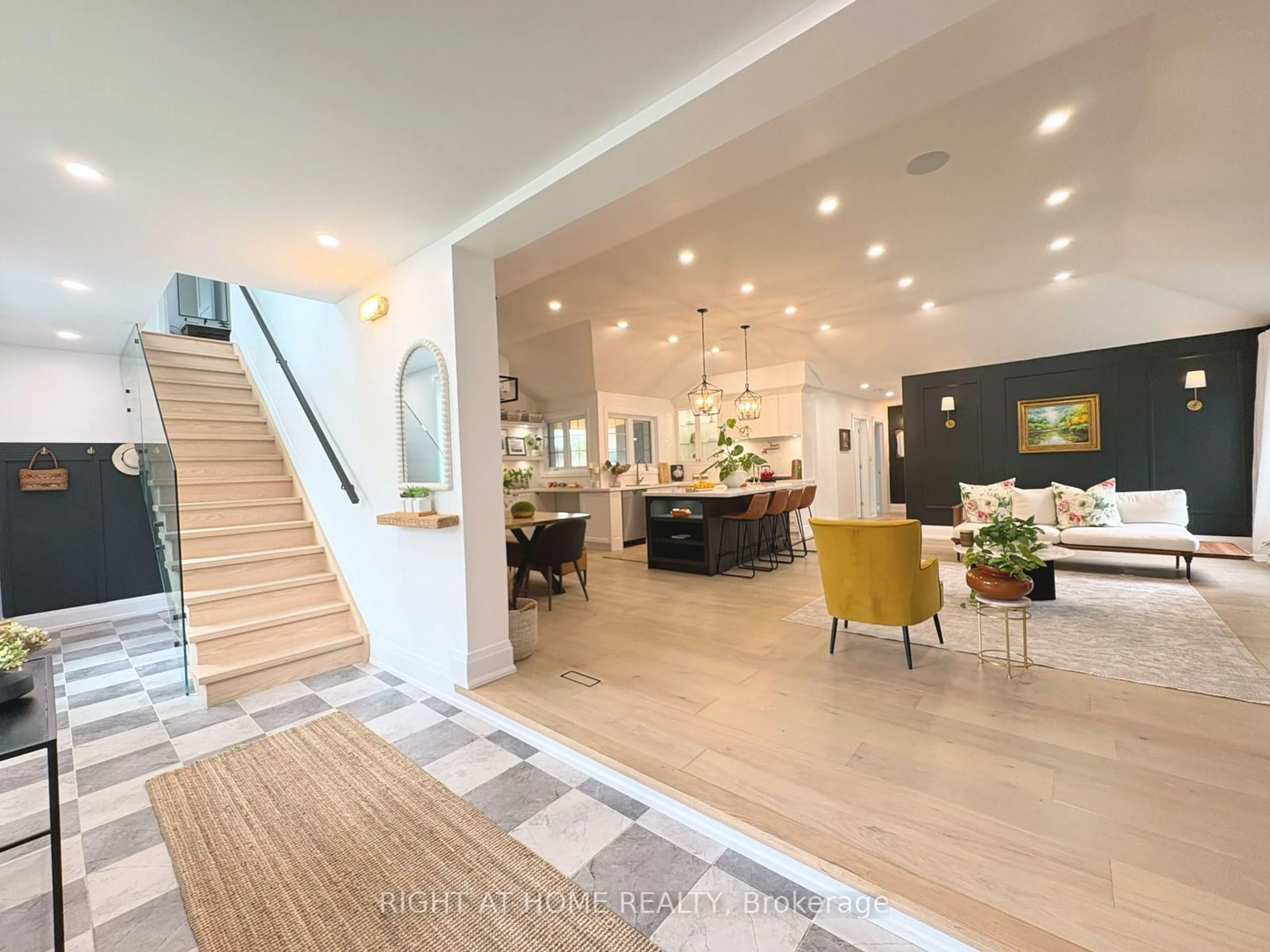 Indoor foyer, wood floors for 76 Dalegrove Cres, Toronto Ontario M9B 6A9