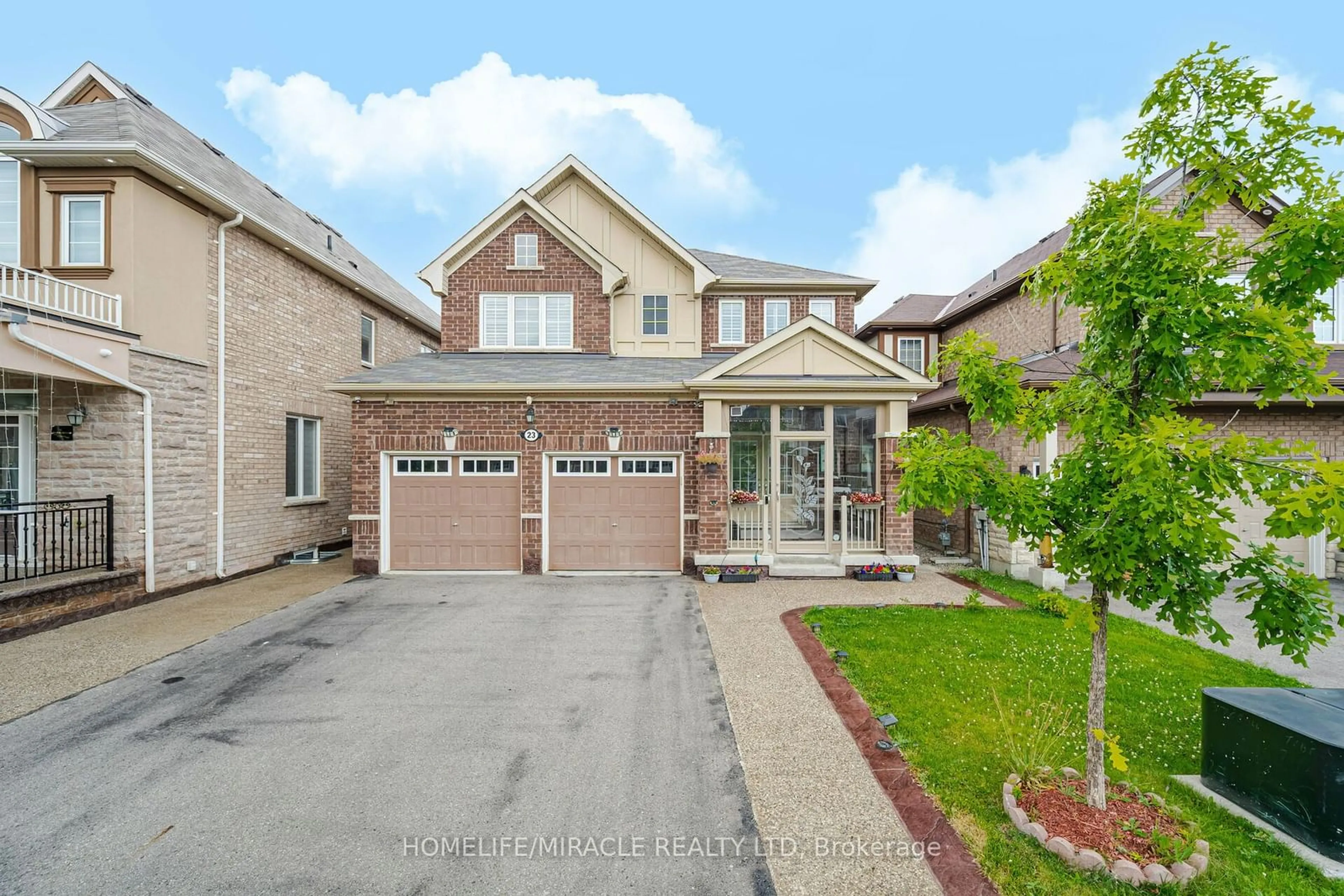 Frontside or backside of a home, the street view for 23 Callandar Rd, Brampton Ontario L7A 4V1