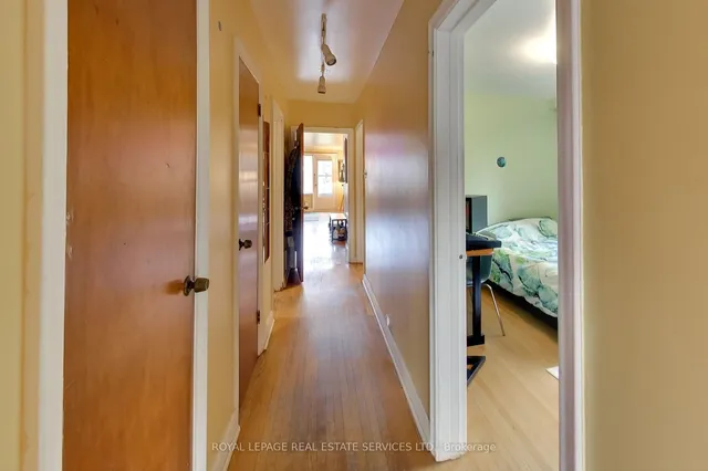 Additional property image - 118 High Park Ave