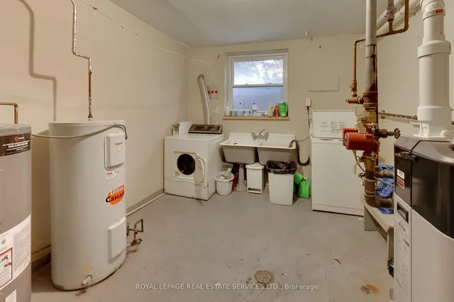 Additional property image - 118 High Park Ave