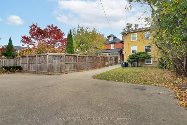 Additional property image - 118 High Park Ave
