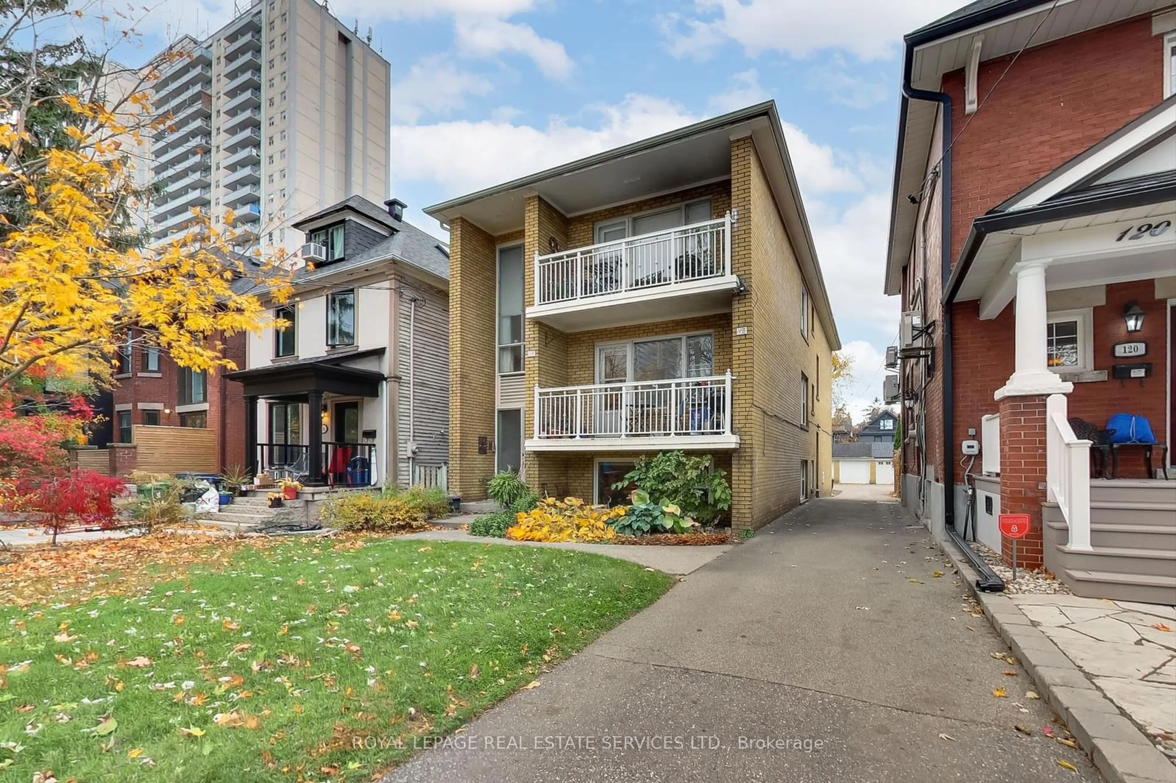 A pic from exterior of the house or condo, the street view for 118 High Park Ave, Toronto Ontario M6P 2S4