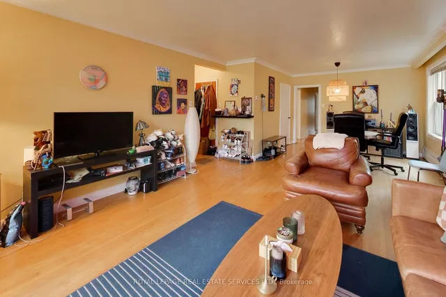 Additional property image - 118 High Park Ave