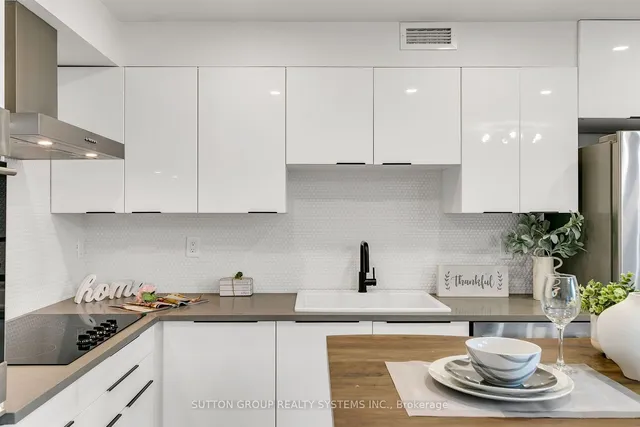 Additional property image - 60 Southport St Unit 316
