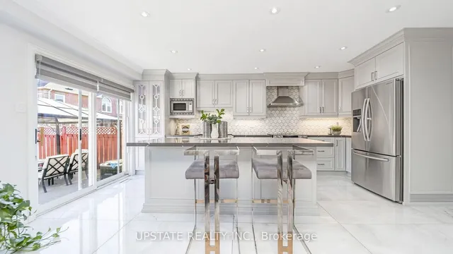 Additional property image - 6 Mannel Cres