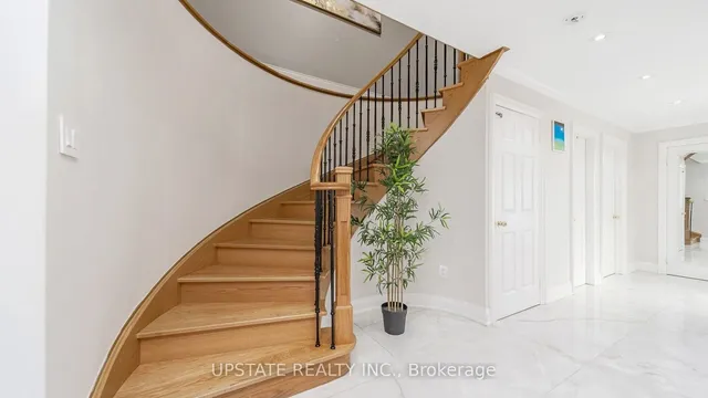 Additional property image - 6 Mannel Cres
