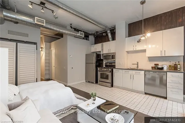 Additional property image - 369 SORAUREN Ave Unit 201