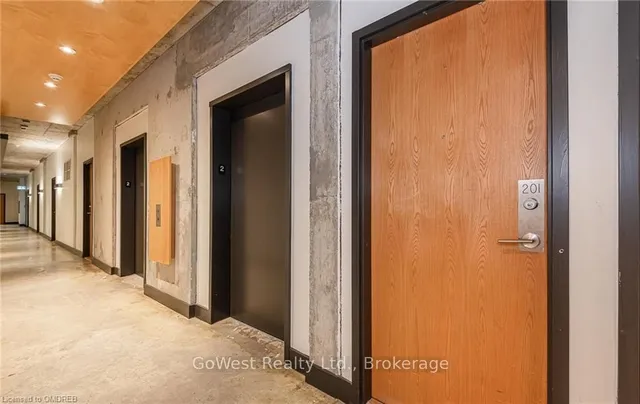 Additional property image - 369 SORAUREN Ave Unit 201