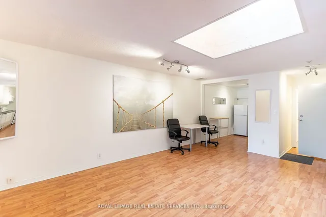 Additional property image - 2963 Dundas St