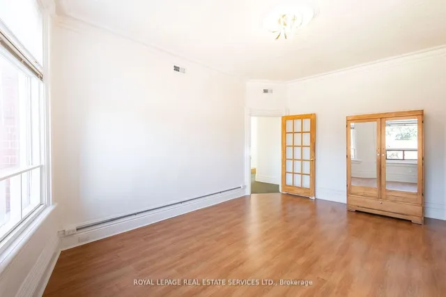 Additional property image - 2963 Dundas St